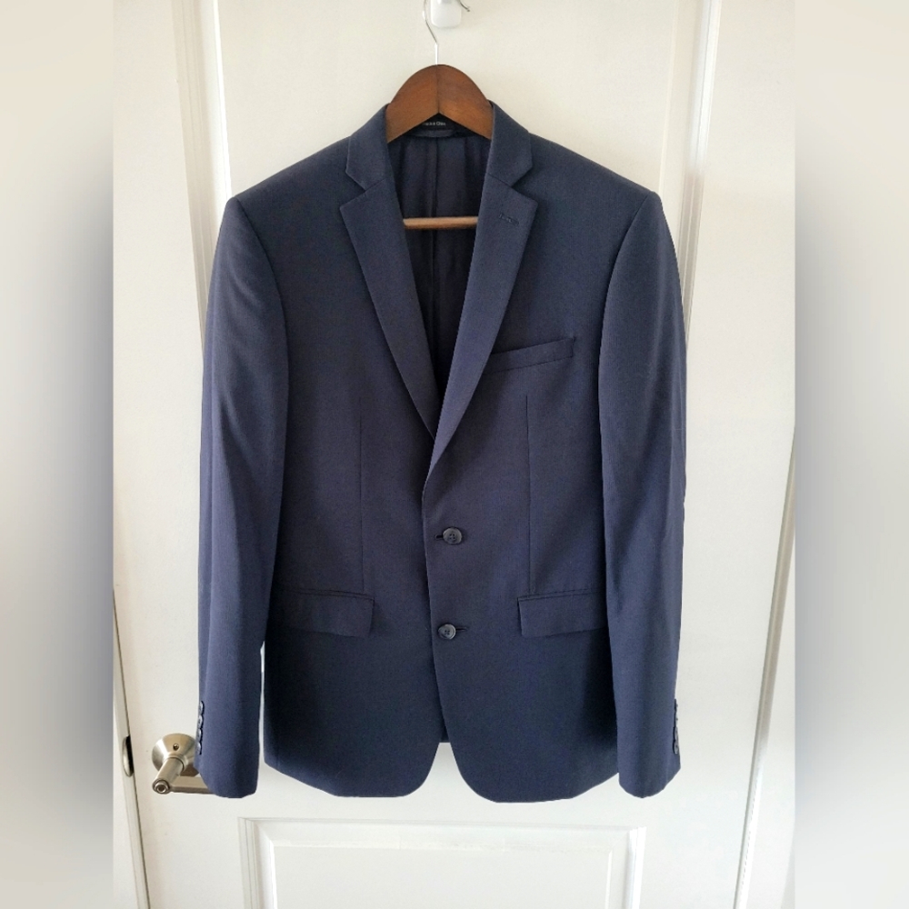 Bar III navy suit jacket male 38R